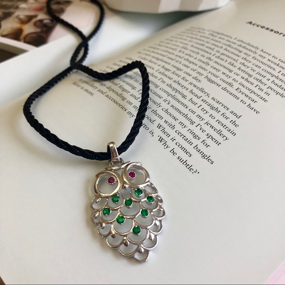 SILVER OLW NECKLACE - Picture 2 of 4